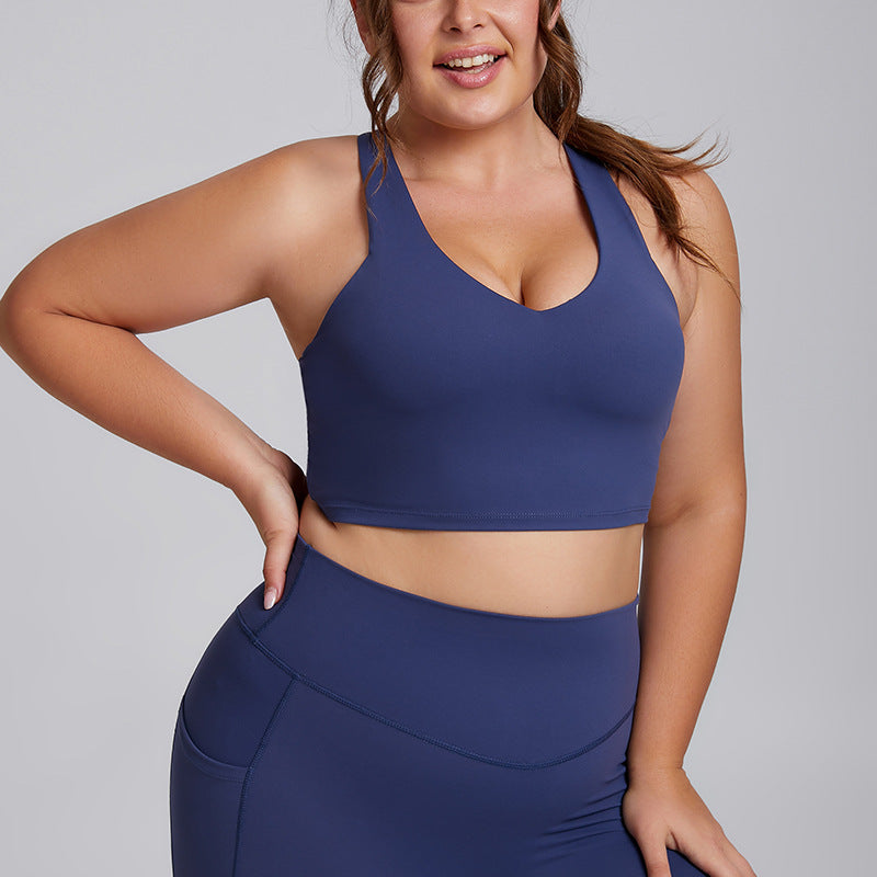 Plus-size yoga set