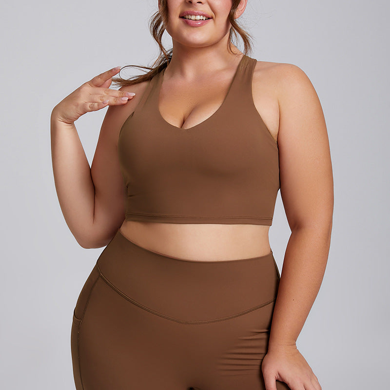Plus-size yoga set