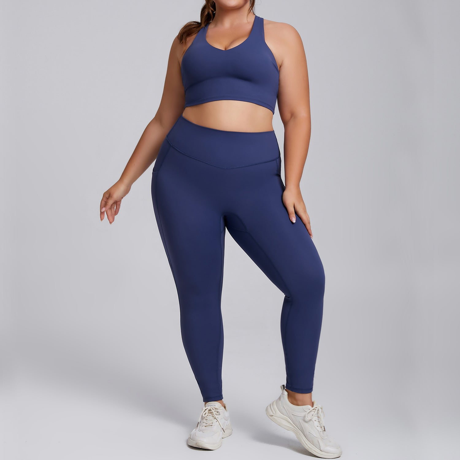 Plus-size yoga set
