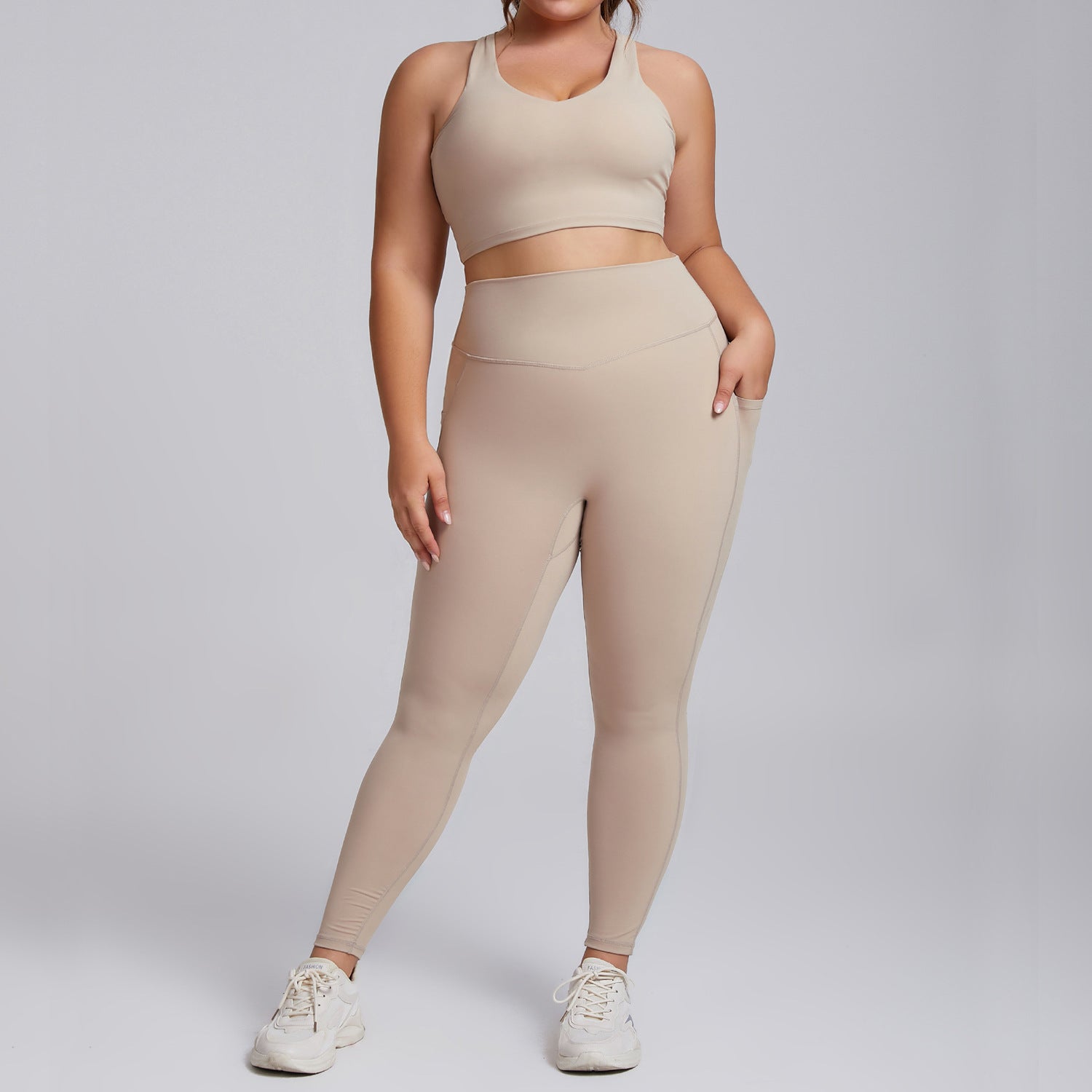 Plus-size yoga set